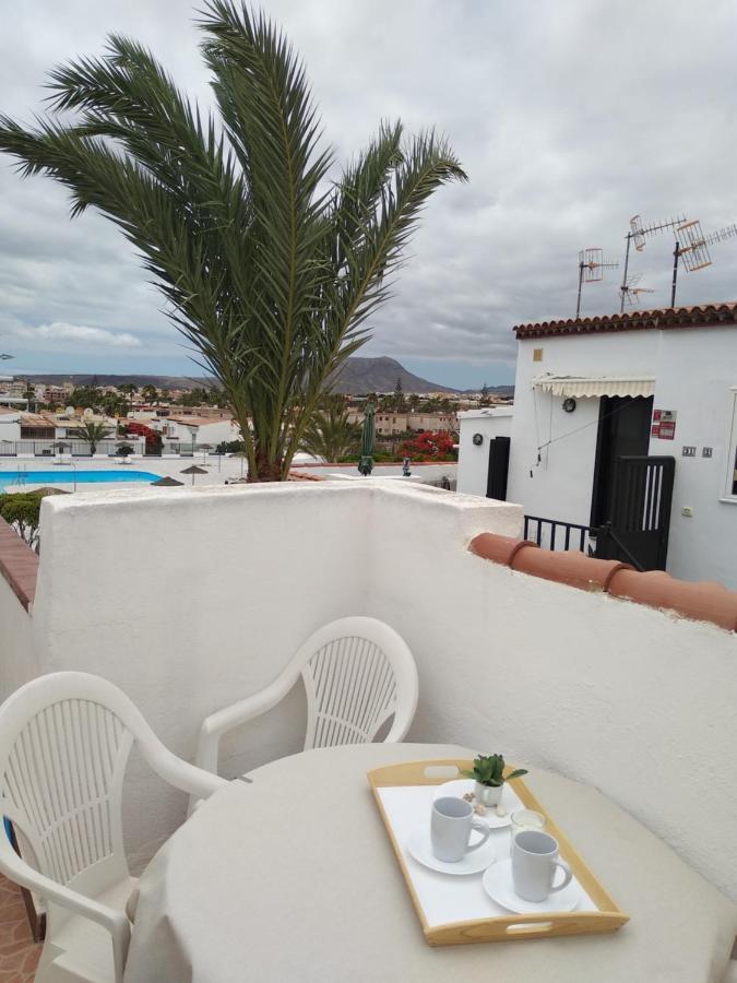 Apartamento con grande terraza y con 4 piscinas Arona  Exterior foto
