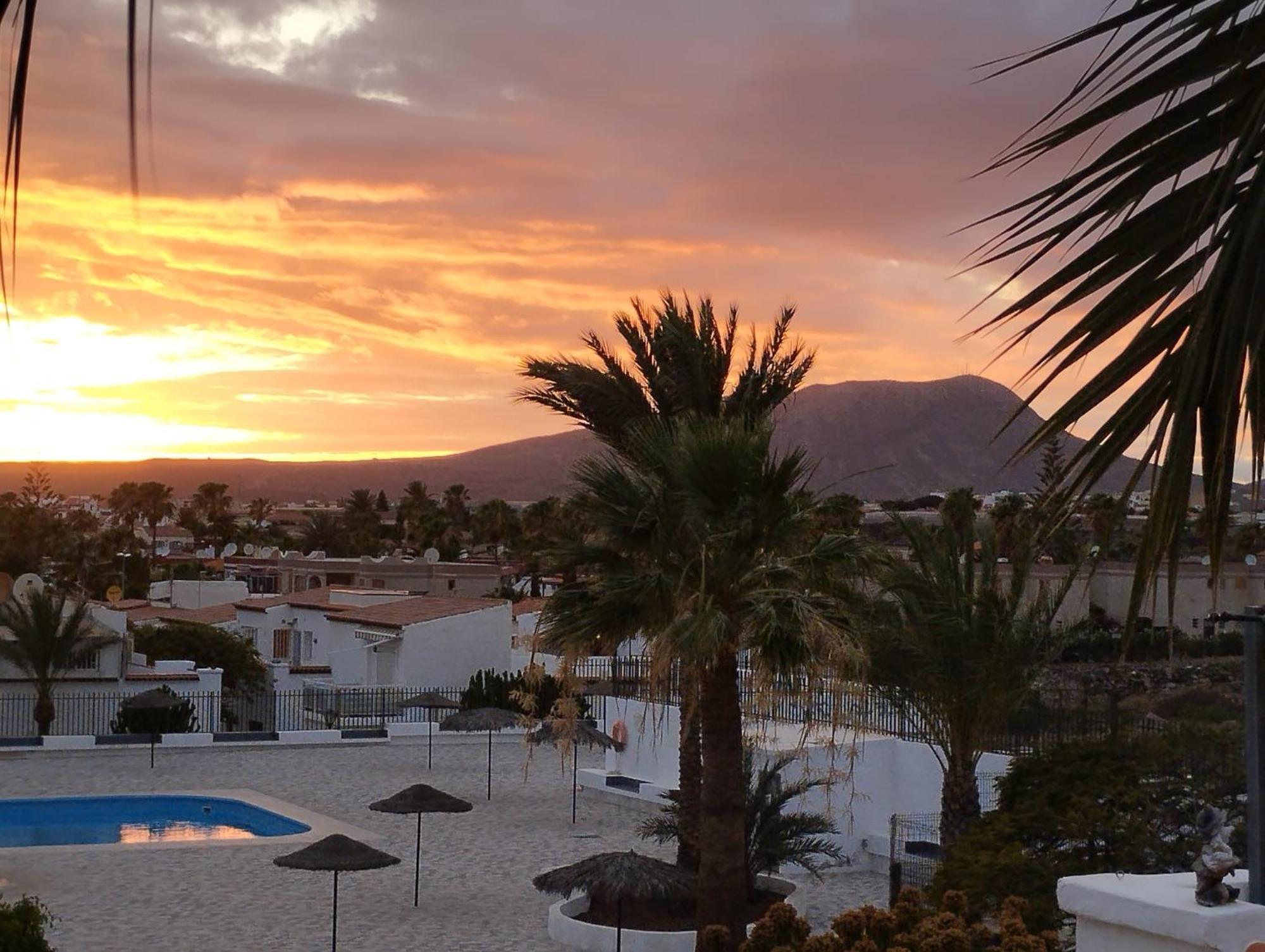 Apartamento con grande terraza y con 4 piscinas Arona  Exterior foto